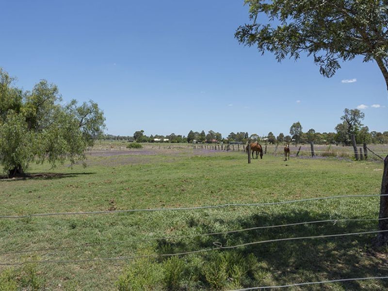 2 Weale Street, Pittsworth QLD 4356