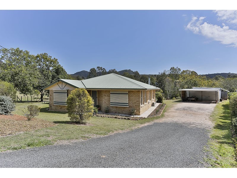 11 Vista Court, Withcott QLD 4352