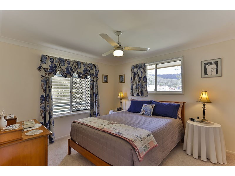 11 Vista Court, Withcott QLD 4352