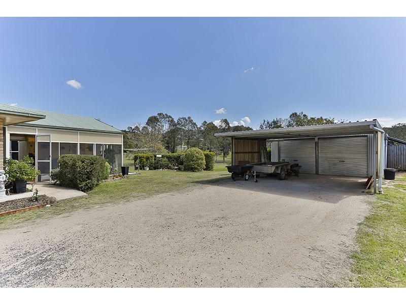 11 Vista Court, Withcott QLD 4352