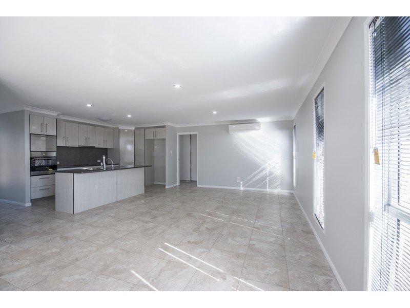 1/3 Warwick Street, Harristown QLD 4350