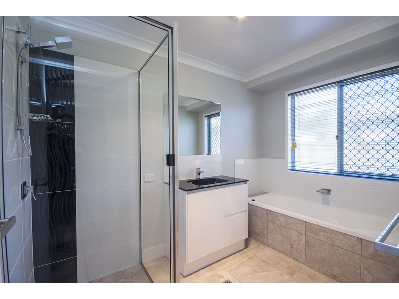 1/3 Warwick Street, Harristown QLD 4350