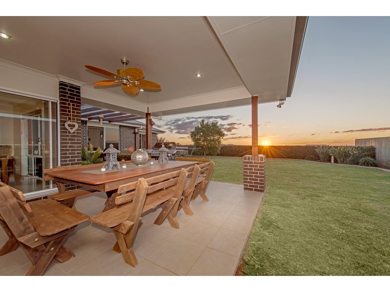 11 Plover Court, Highfields QLD 4352
