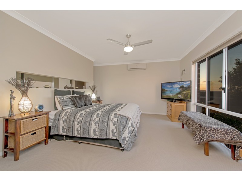 11 Plover Court, Highfields QLD 4352