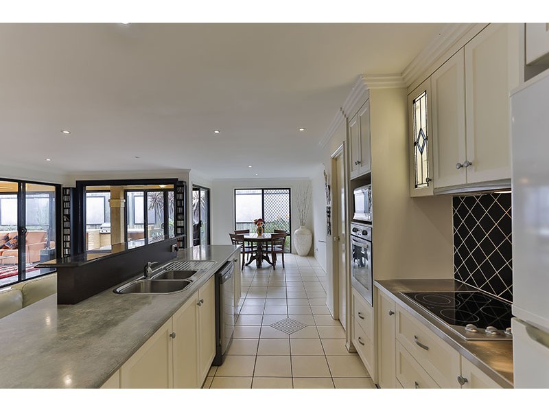 89 Nelson Street, Middle Ridge QLD 4350