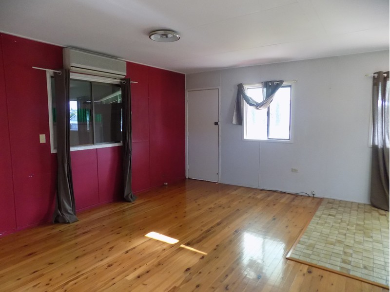 4 West Street, North Toowoomba QLD 4350