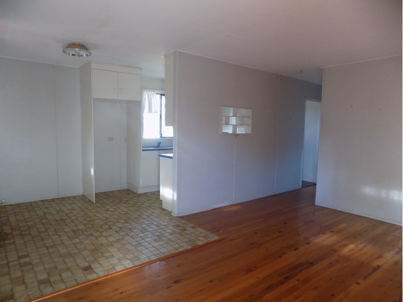 4 West Street, North Toowoomba QLD 4350