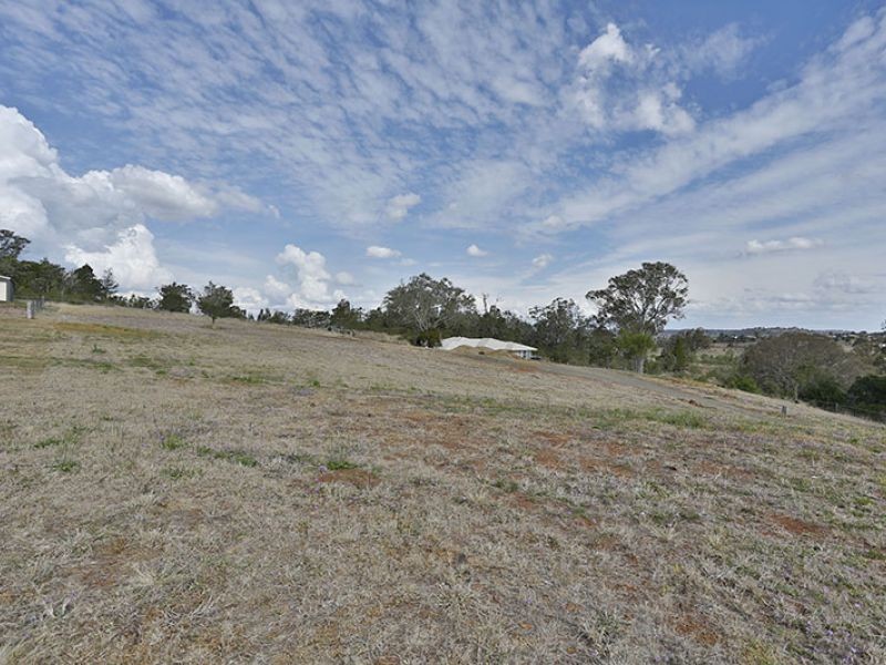 Highfield Ridge, Gowrie Junction QLD 4352