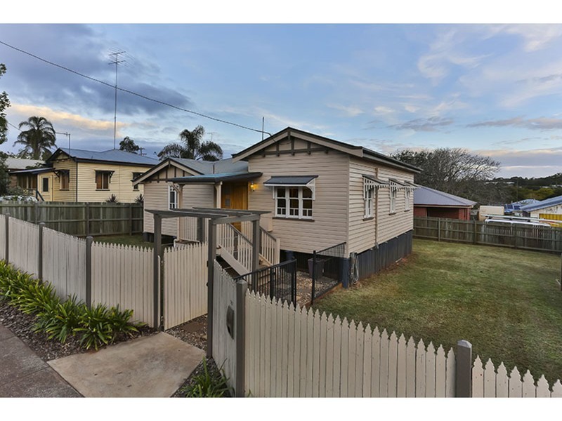 72 James Street, Rangeville QLD 4350