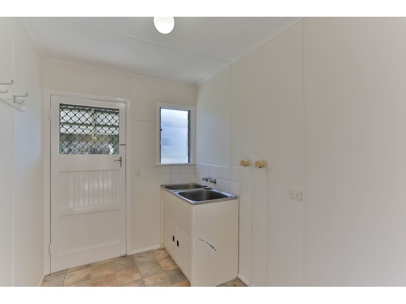 19 Cathro Street, Rockville QLD 4350