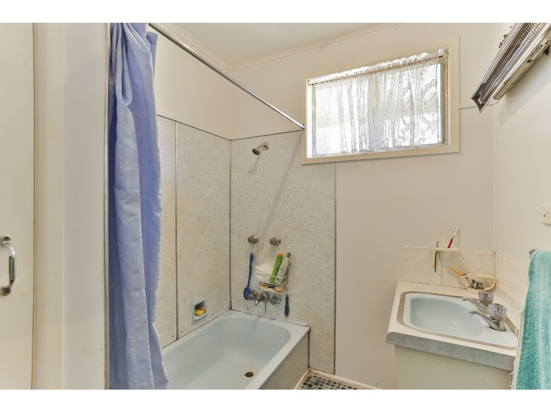 27- 33 Euston Road, Glenvale QLD 4350