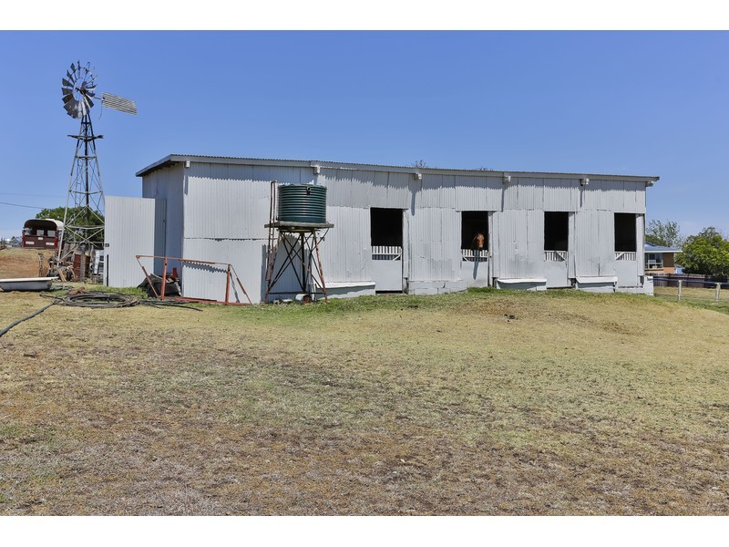 27- 33 Euston Road, Glenvale QLD 4350