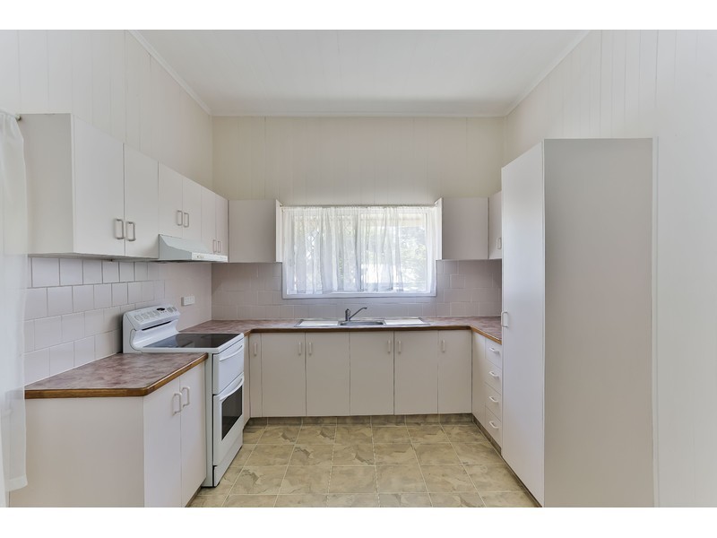 17 Sir Street, North Toowoomba QLD 4350