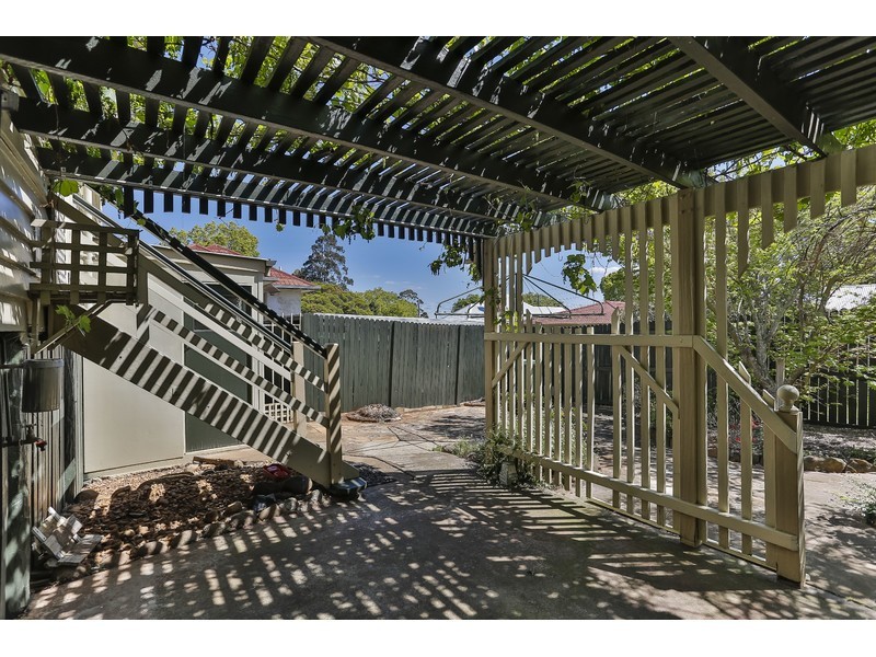 17 Sir Street, North Toowoomba QLD 4350