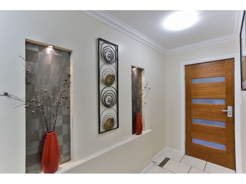 13 Greenbury Street, Rockville QLD 4350