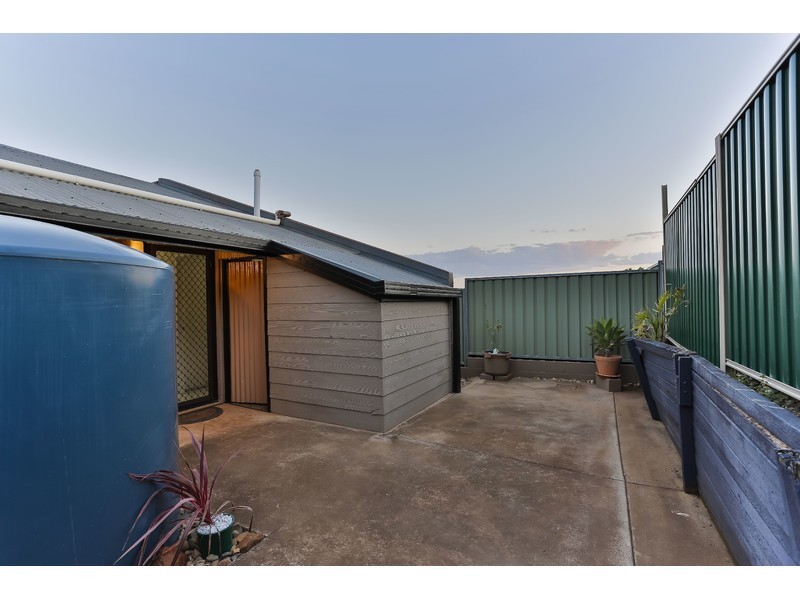 13 Greenbury Street, Rockville QLD 4350