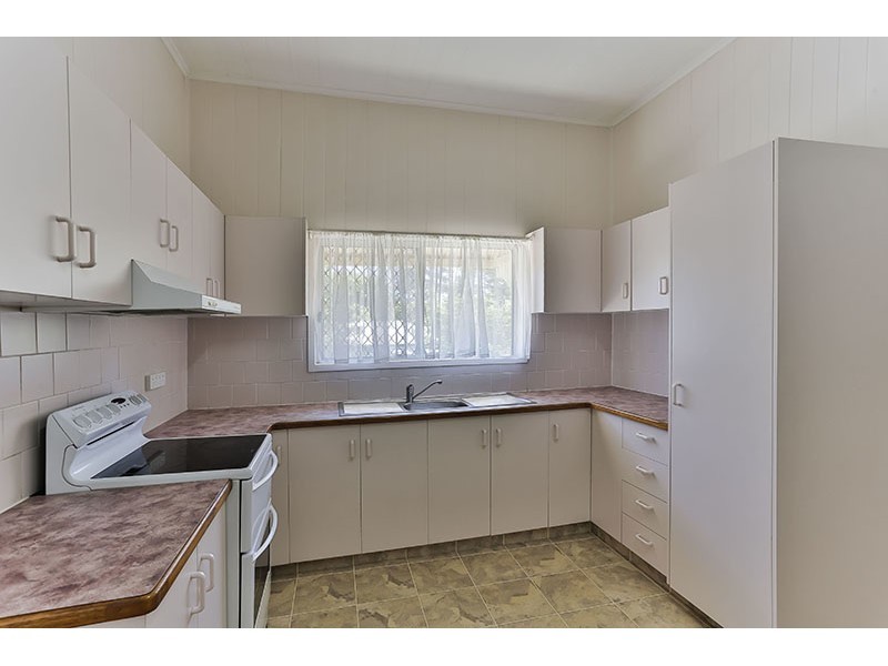 17 Sir Street, North Toowoomba QLD 4350