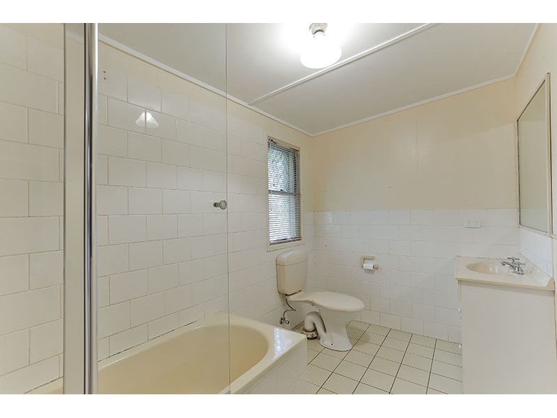 17 Sir Street, North Toowoomba QLD 4350
