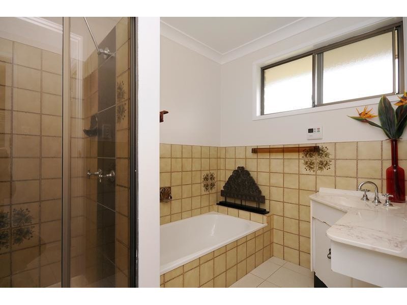 59 Arabian Street, Harristown QLD 4350