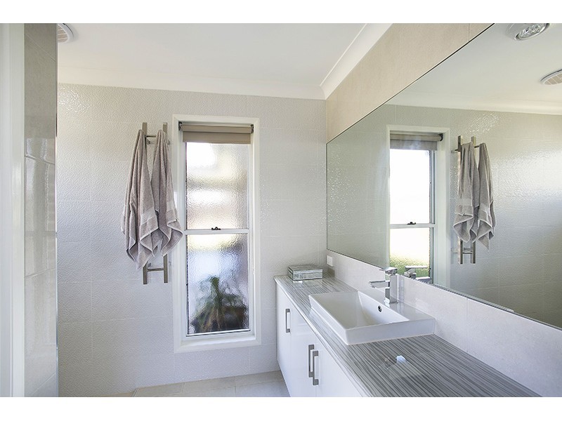 7 Lockyer Street, Kleinton QLD 4352