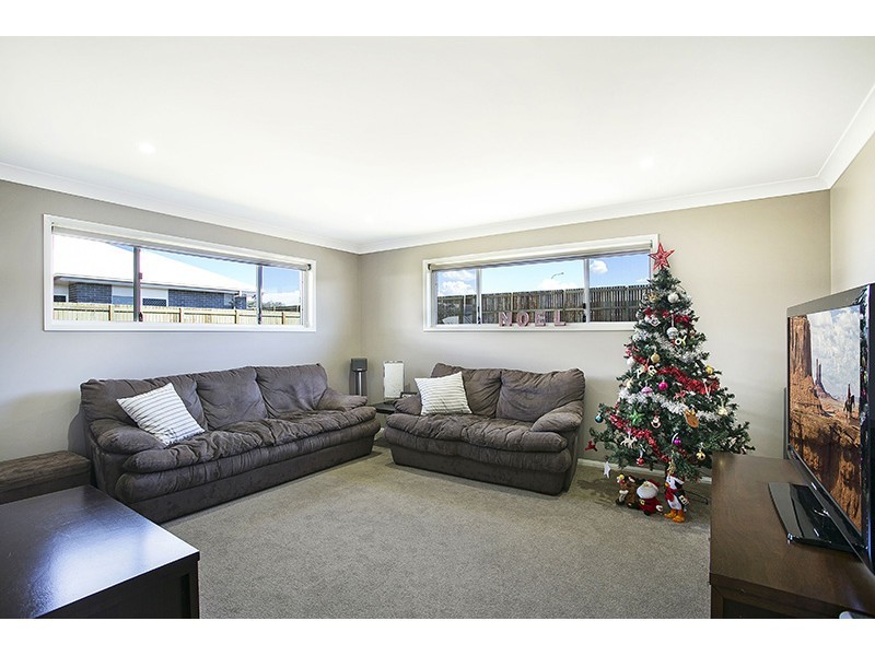 7 Lockyer Street, Kleinton QLD 4352