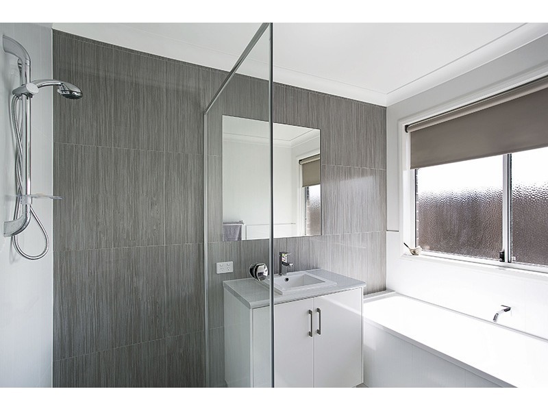 7 Lockyer Street, Kleinton QLD 4352