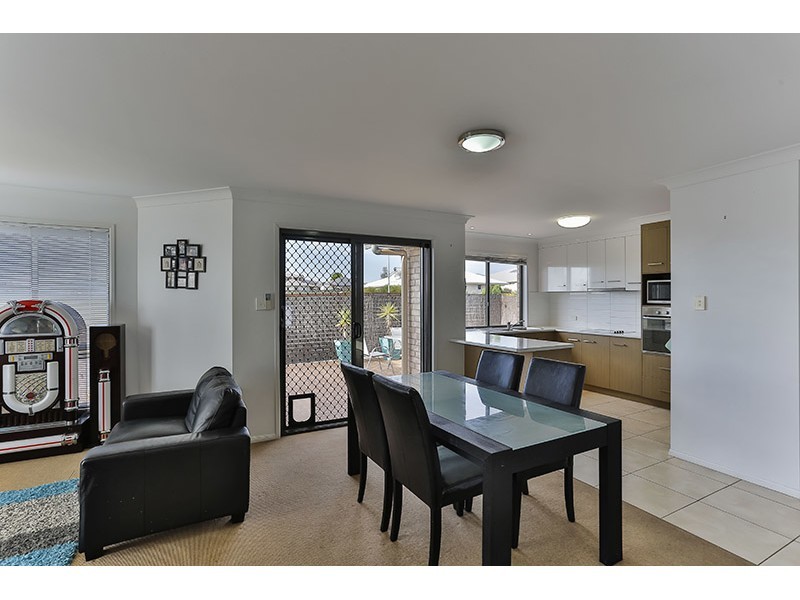 2/2 Wareena Crescent, Glenvale QLD 4350