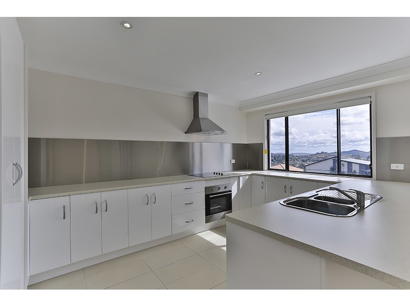 6 Myora Close, Darling Heights QLD 4350