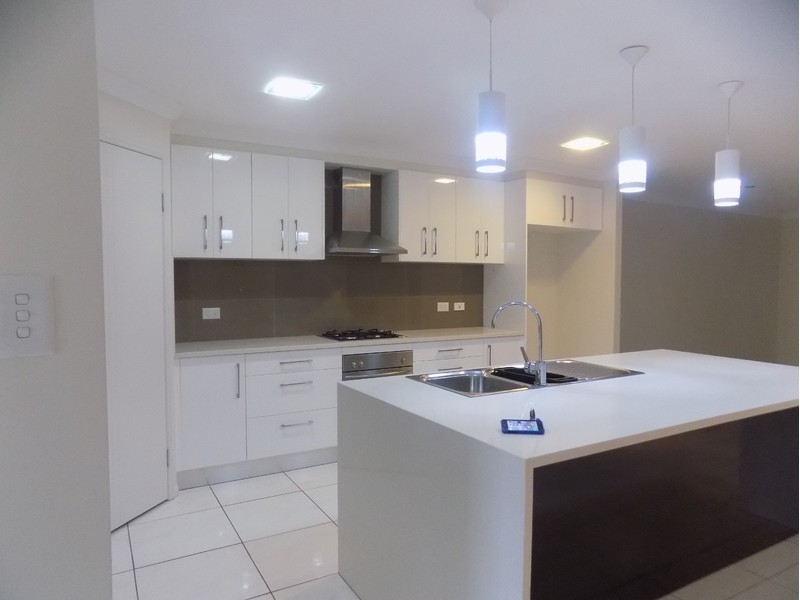 3 Wedgetail Drive, Highfields QLD 4352