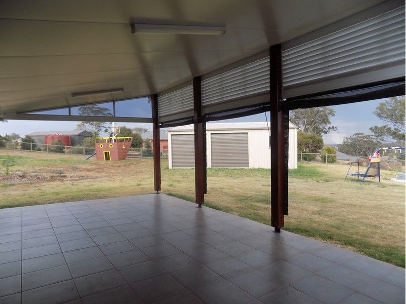 3 Wedgetail Drive, Highfields QLD 4352