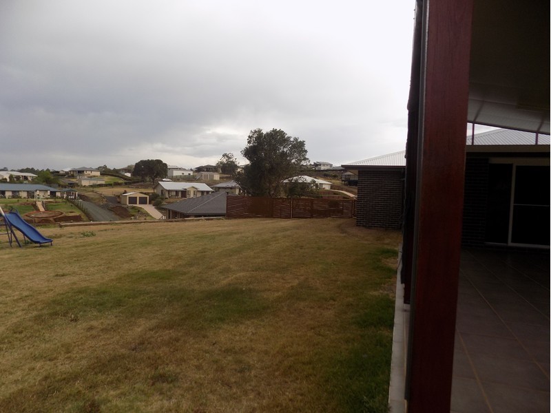 3 Wedgetail Drive, Highfields QLD 4352