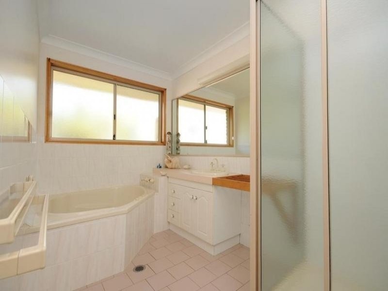 14 McKillop Court, Cranley QLD 4350