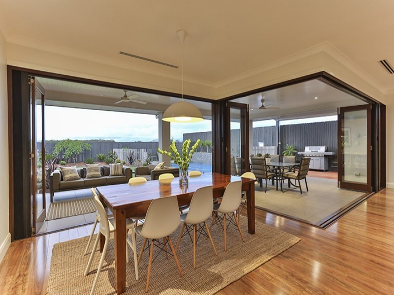 6 Goshawk Drive, Highfields QLD 4352