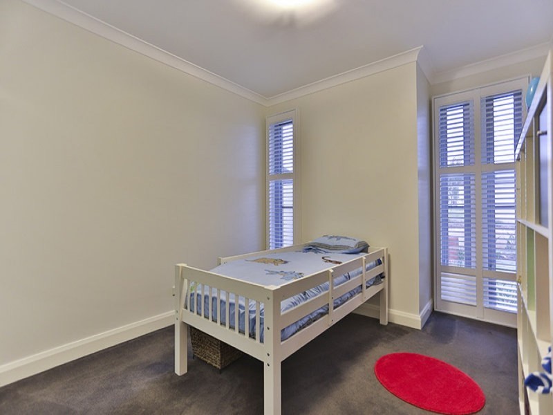 6 Goshawk Drive, Highfields QLD 4352