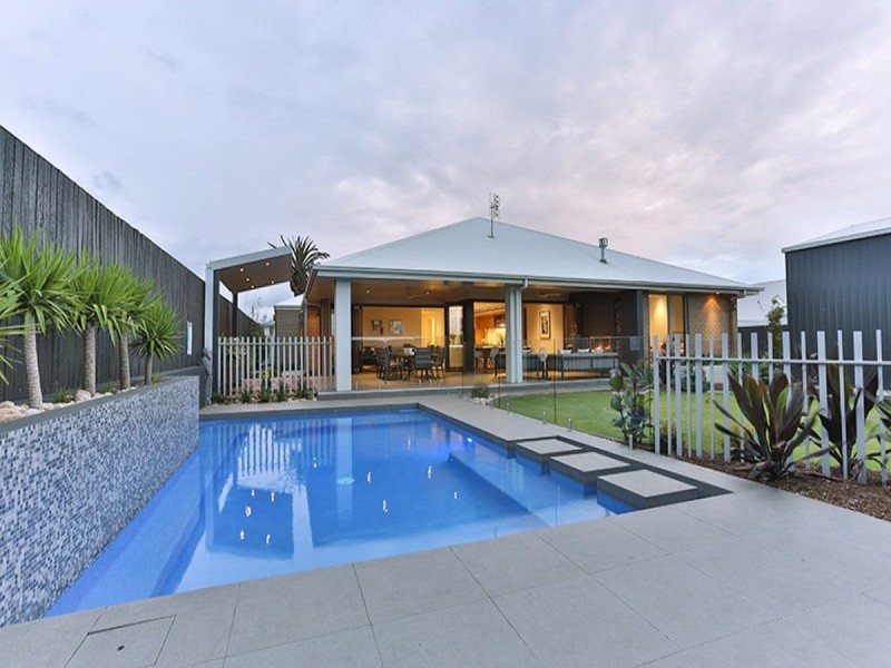 6 Goshawk Drive, Highfields QLD 4352