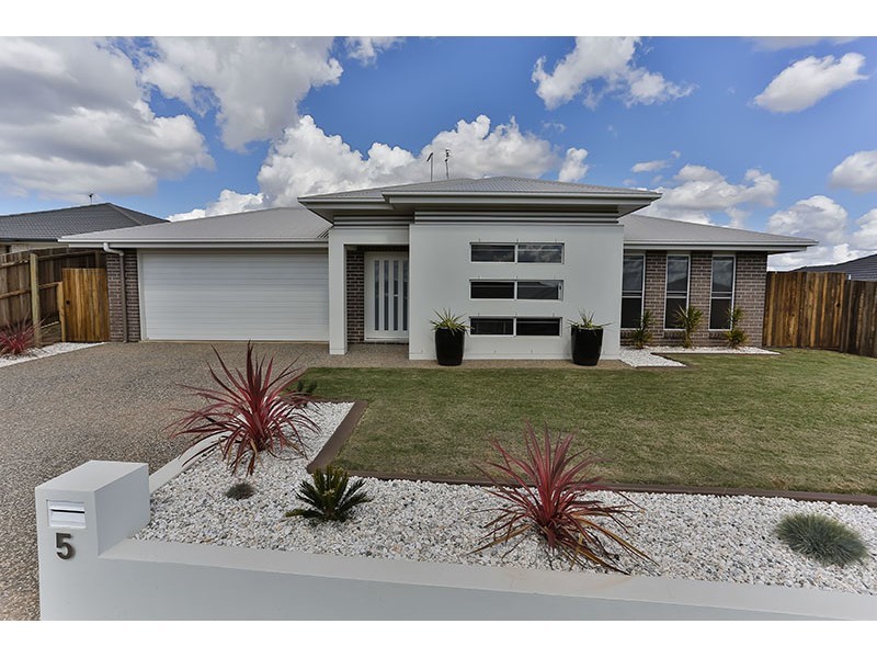 5 Heron Court, Kleinton QLD 4352