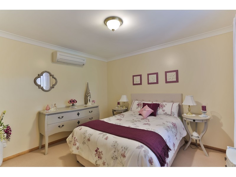 429 Hume Street, Kearneys Spring QLD 4350