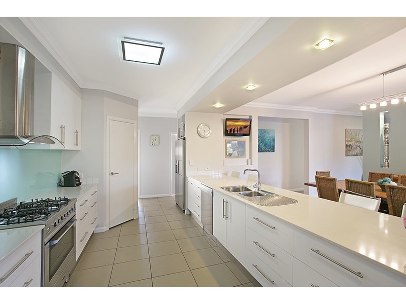 9 Jenna Court, Highfields QLD 4352