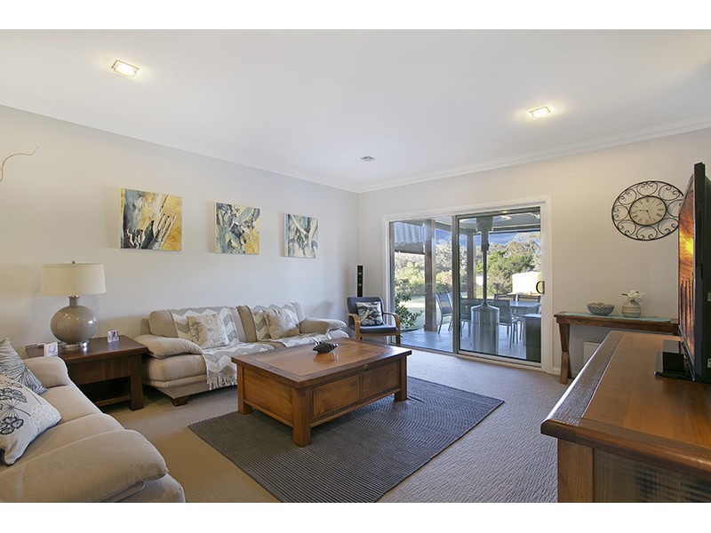 9 Jenna Court, Highfields QLD 4352