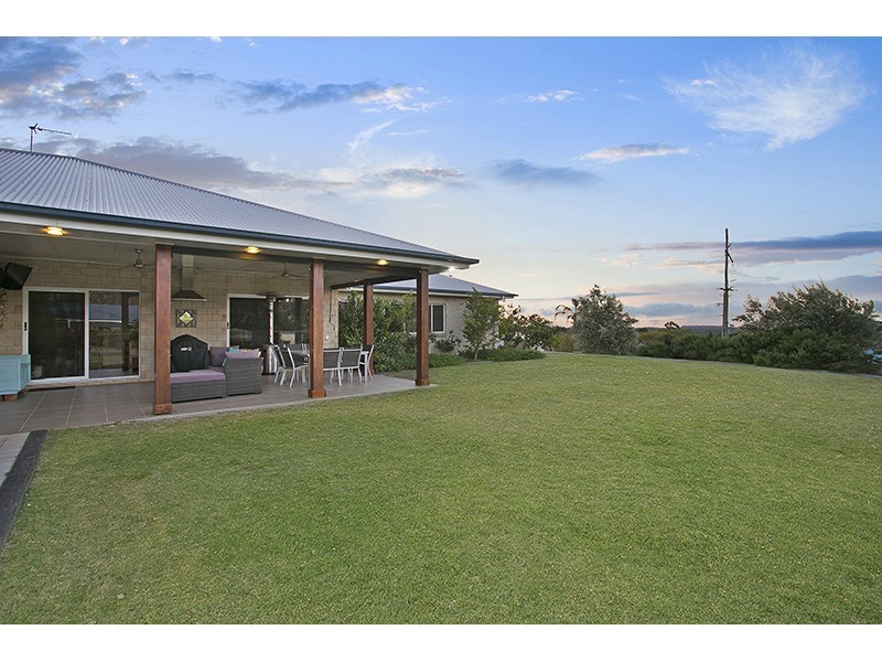 9 Jenna Court, Highfields QLD 4352