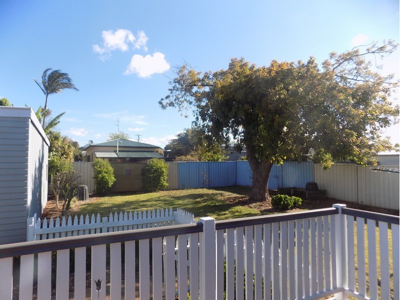 62 Taylor Steet, Newtown QLD 4350