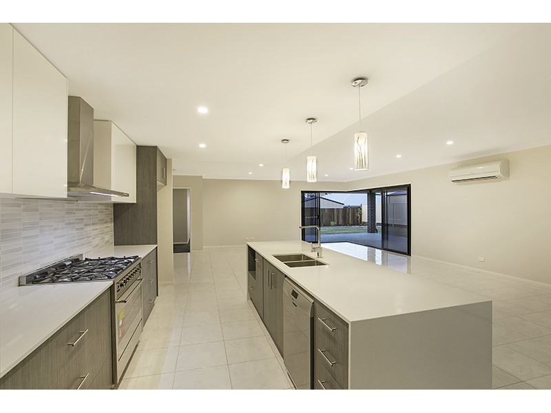 18 Lockyer Street, Kleinton QLD 4352