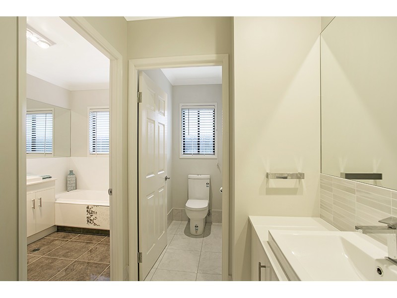 18 Lockyer Street, Kleinton QLD 4352