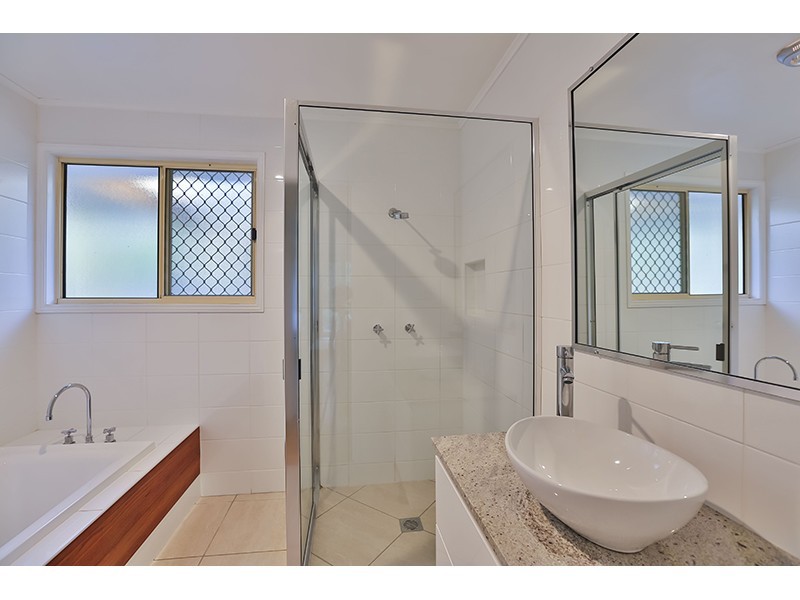 135 Kuhls Road, Highfields QLD 4352
