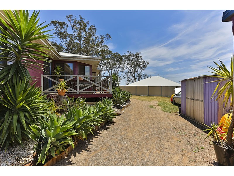 69 Seppelt Street, Wilsonton Heights QLD 4350