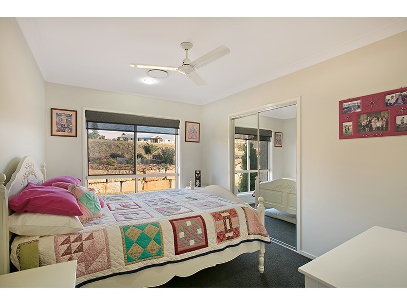 16 Mountview Court, Highfields QLD 4352