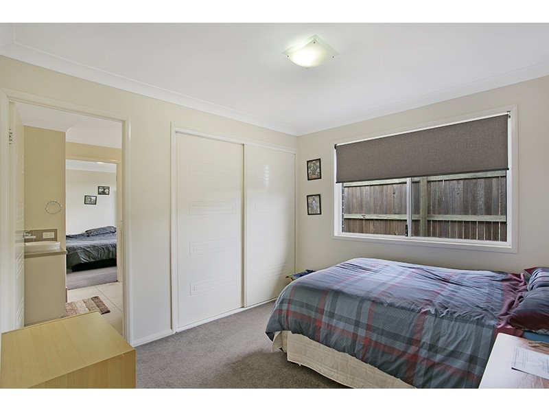 15 Plover Court, Highfields QLD 4352