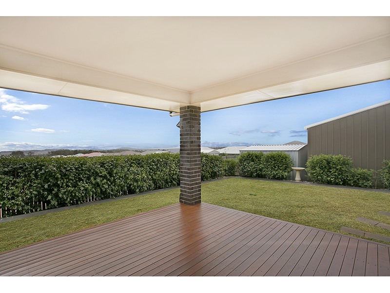 15 Plover Court, Highfields QLD 4352