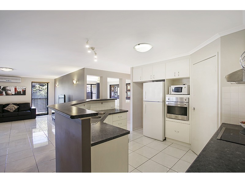 25 Balonne Drive, Glenvale QLD 4350