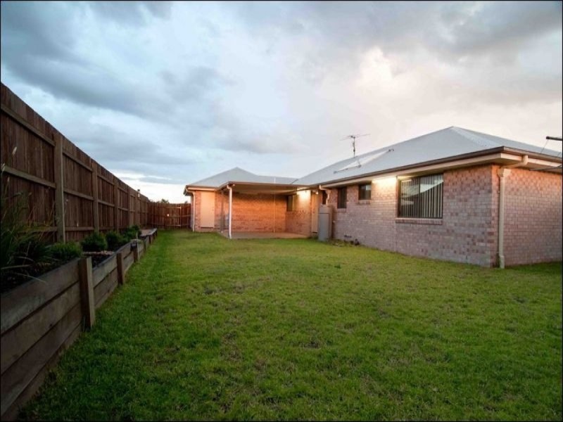 20 Corella Street, Meringandan West QLD 4352